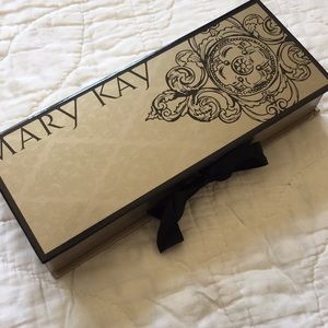 Mary Kay Mini Fragrance Collection